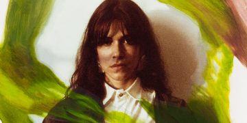 Lotzse se joga em um sopro de coragem para lançar seu primeiro álbum, excelentes exceções