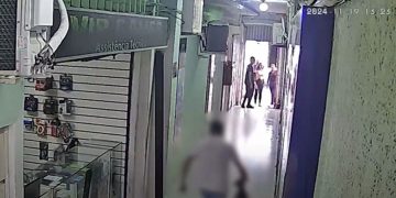 Nem aqui nem na China: Chinês é preso suspeito de maltratar cadela no centro de João Pessoa