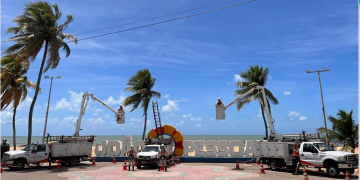 Plano Verão reforça a rede elétrica para atender demandas de turistas durante o verão no litoral