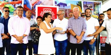 Cícero Lucena autoriza pavimentação em 22 ruas de três bairros e projeta transformação na região do Jardim Veneza com um novo Cemapi