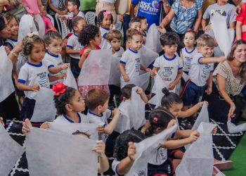 Prefeito faz a abertura da Colônia de Férias para 16 mil alunos da Rede Municipal de Ensino