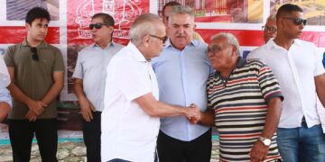 Cícero Lucena autoriza obras em 10 ruas e destaca mais de R$ 33 milhões investidos no bairro de Oitizeiro