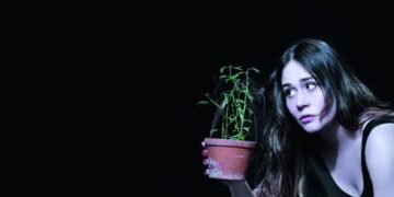 Alessandra Negrini apresenta monólogo “A Árvore” em João Pessoa