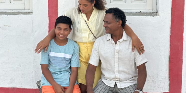 Ator mirim paraibano estreia na Tela Quente com filme gravado no Cariri