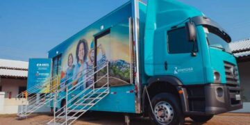 Veja como trocar lâmpadas e ventiladores antigos por novos, gratuitamente