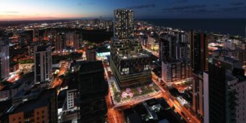 Estudo internacional aponta benefícios de morar no litoral