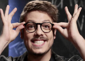 Fábio Porchat desembarca em João Pessoa com seu stand-up, sexta (02) de maio