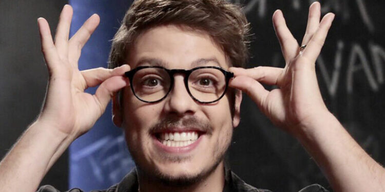 Fábio Porchat desembarca em João Pessoa com seu stand-up, sexta (02) de maio