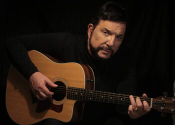 Michael Sullivan canta seus grandes sucessos no Projeto Seis e Meia, dia 08 de maio