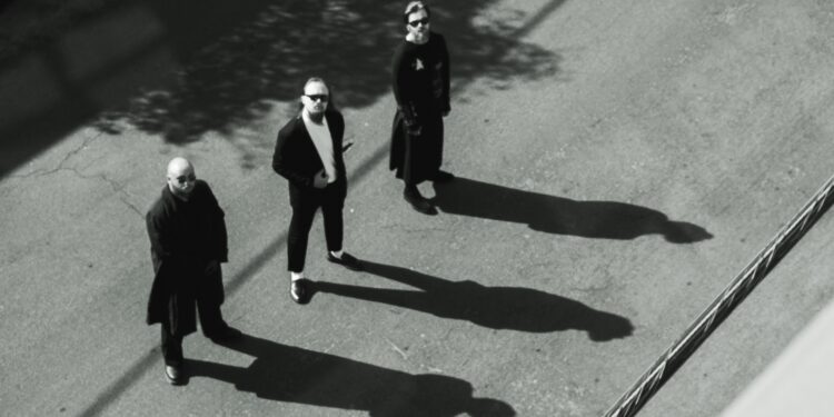 Molchat Doma retorna ao Brasil após três anos para show único em São Paulo