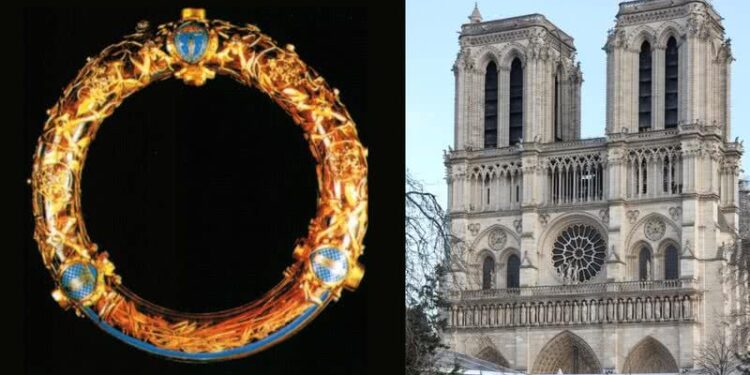 Coroa de Espinhos de Jesus retorna a Notre Dame após ser resgatada de incêndio