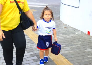 Cícero Lucena entrega Ninho do Saber Maria de Nazaré, que foi reconstruído e ampliado para acolher crianças no Funcionários 3