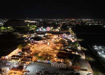 Semana de sucesso no Vila Sítio São João com Elba Ramalho, Zé Cantor, Geraldinho Lins e grandes atrações
