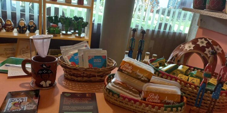 “Casinha Kassuá” leva charme regional ao Maior São João do Mundo com produtos artesanais e kits juninos exclusivos