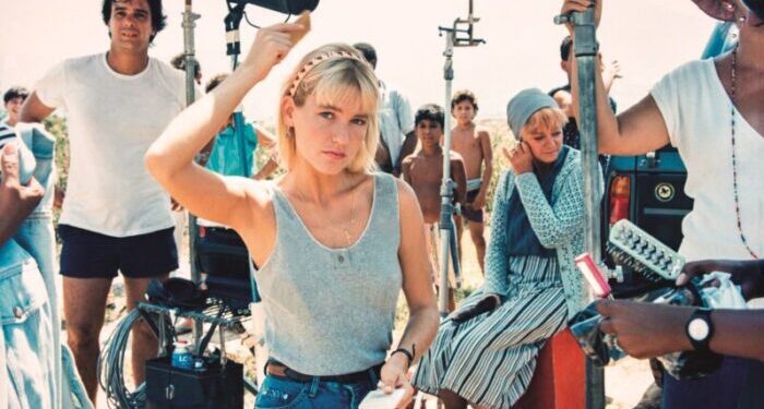 Do cinema à televisão, Xuxa revisita marcos históricos da carreira: “Lua de Cristal” faz 35 anos e “Xou da Xuxa” completa 39