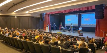 Conde participa do “FNAS pelo Brasil” e reforça compromisso com fortalecimento do SUAS