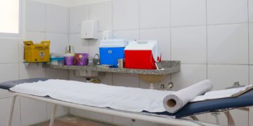 Cícero Lucena entrega 79º equipamento de saúde reformado e reafirma compromisso com toda Rede de Atenção Básica