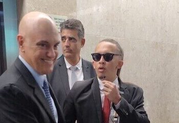 Moraes brinca com humorista e diz que precisa de advogado nos Estados Unidos