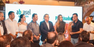 Abrasel celebra 30 anos na Paraíba com almoço que reforça união entre gastronomia, turismo e poder público