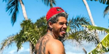 ‘Virginia’ dança com Zé Felipe em show no Rancho do Maia