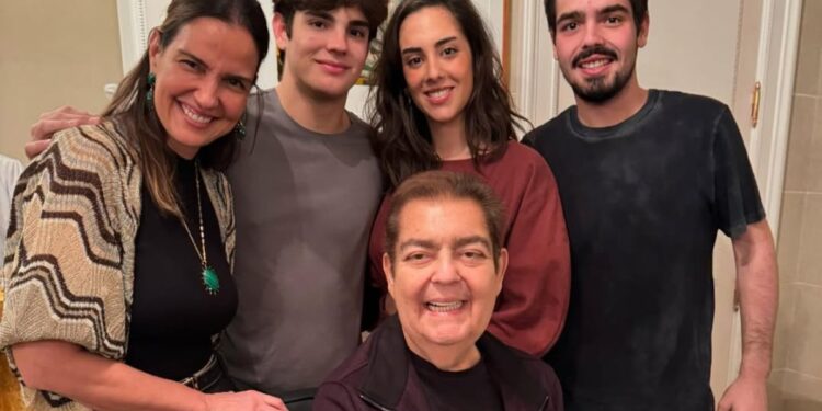 Filho de Faustão atualiza estado de saúde do apresentador após novos transplantes