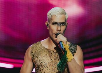 Christian Chávez abre turnê no Brasil com show em Cabedelo