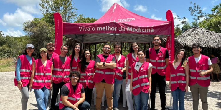 Afya Paraíba leva saúde e alegria para aldeia indígena em ação especial do Dia das Crianças