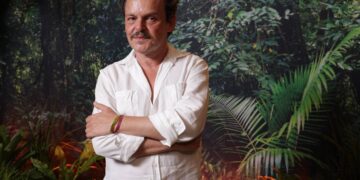 Mateus Nachtergaele é homenageado com a Medalha Augusto dos Anjos e participa da Festa Literária do Extremo Oriental