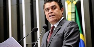 Assista: Wilson Santiago evita confirmar apoio a Lucas Ribeiro e expõe fragilidades do bloco governista