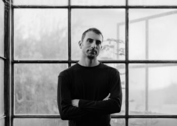 Andrea Vanzo apresenta a turnê Intimacy Vol. 2 no Tokio Marine Hall, em São Paulo