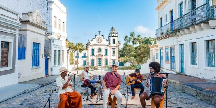 Últimos ingressos: vencedores do Grammy Latino e do Prêmio Multishow, João Gomes, Mestrinho e Jota Pê levam o projeto Dominguinho à Paraíba