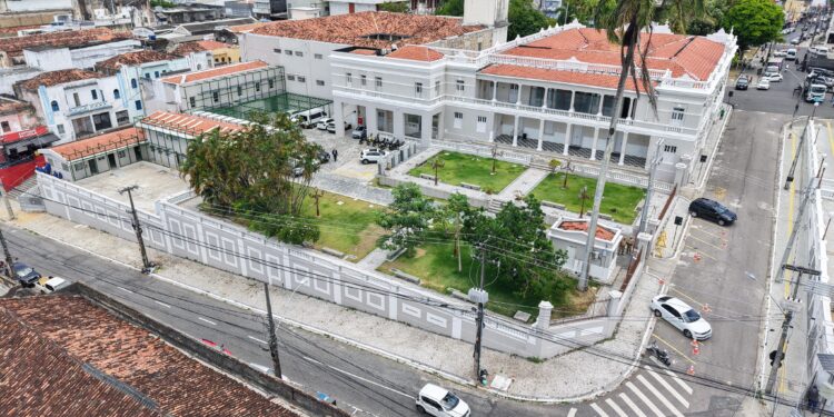 Música, moda e sustentabilidade ocupam o Centro Histórico no Mercado Capim Fashion