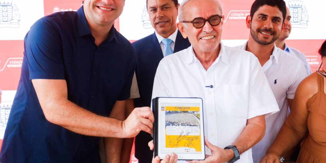 Cícero Lucena autoriza pavimentação em mais 21 ruas do Colinas do Sul e celebra R$ 40 milhões na infraestrutura do bairro