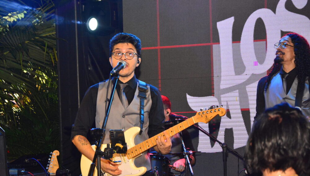 Lostalgia leva o melhor da música retrô ao Projeto Seis e Meia em show inédito no Teatro Paulo Pontes