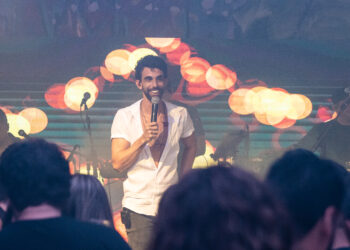 Ville des Plantes recebe gravação de áudio visual do cantor Tauã Cordel nesta quinta-feira (23)