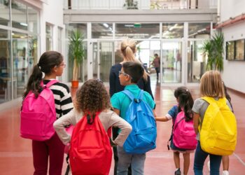 Uso indevido da imagem de alunos pode gerar ações judiciais e multas para escolas