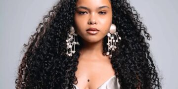 Com música inédita de Joyce Alane e reality vertical, Riachuelo amplia presença no São João e reafirma a cultura brasileira como pilar da marca