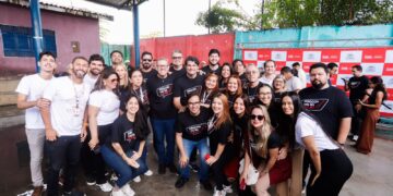 Leo Bezerra anuncia reforma da Escola Municipal Presidente João Pessoa durante aula inaugural do Procon Vai às Aulas 2026