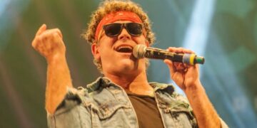 Tributo ao Poeta Exagerado emociona João Pessoa com o espetáculo especial no dia 11 de setembro