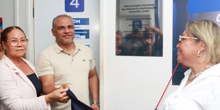 Prefeitura entrega Farmácia Especializada e facilita acesso da população a medicamentos em Cabedelo