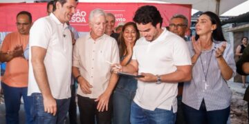 Leo Bezerra autoriza pavimentação de 35 ruas e prepara Alto do Mateus para ficar 100% pavimentado