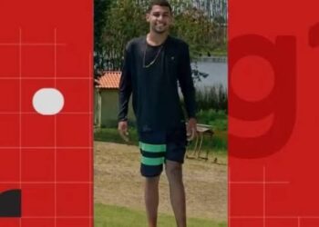 Enterrado corpo de motoboy encontrado morto após ser torturado por integrantes de facção em João Pessoa
