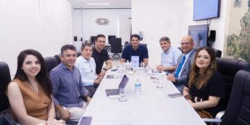 Leo Bezerra assina Lei que cria o Distrito Criativo para fomentar a economia e fortalecer o Centro Histórico