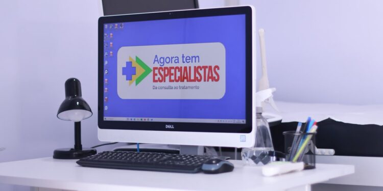 Cabedelo fortalece saúde pública e amplia acesso a serviços especializados com a Carreta da Mulher
